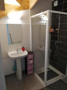 Chambre privée dans Happy Home Maison Calme