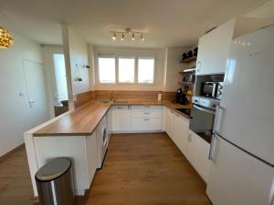 Chambre privée dans un appartement en collocation