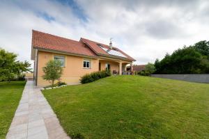 Chambre privée de 12m² dans une maison toute équipée