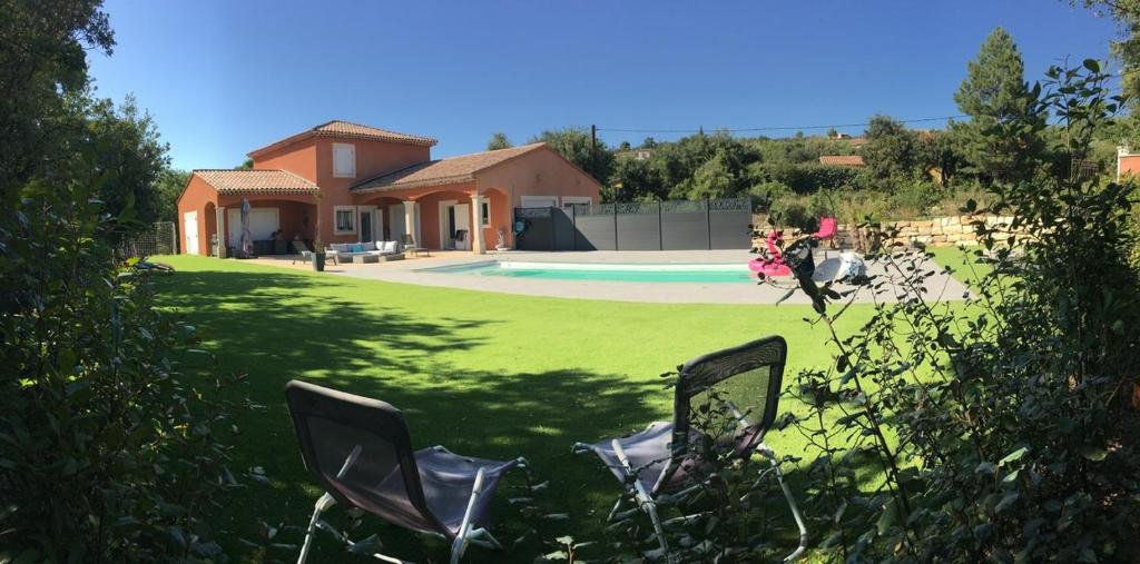 Chambre privée indépendante au cœur du Luberon 225 Chemin de la Combe, 84490 Saint-Saturnin-lès-Apt