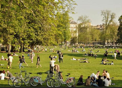 Séjour chez l'habitant Chambre privée Jardin Public 23 Rue de Catros 33000 Bordeaux Aquitaine