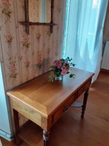 chambre spacieuse dans maison bourgeoise