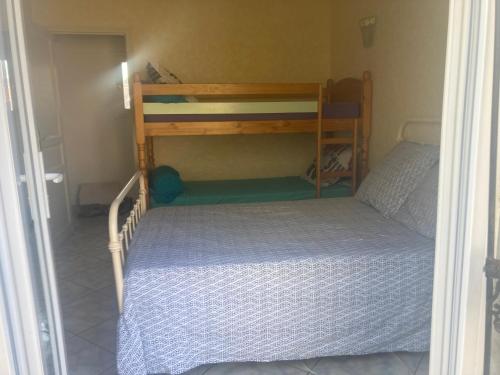 Séjour chez l'habitant Chambre verte chez José 41 bis Chemin de l'Étang Long 66380 Pia Languedoc-Roussillon