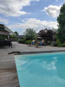 Chambres dans villa en bordure de rivière - 15mn du circuit des 24h00 du Mans