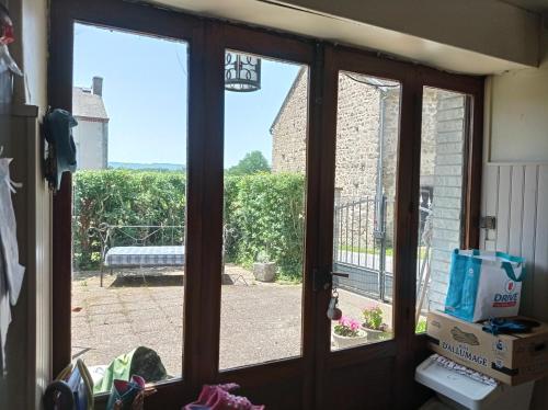 Chez MJ - overlooking the tree