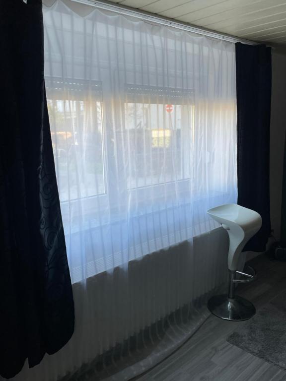 Cocos Tiberiu 15 Mittelstraße, 56424 Mogendorf