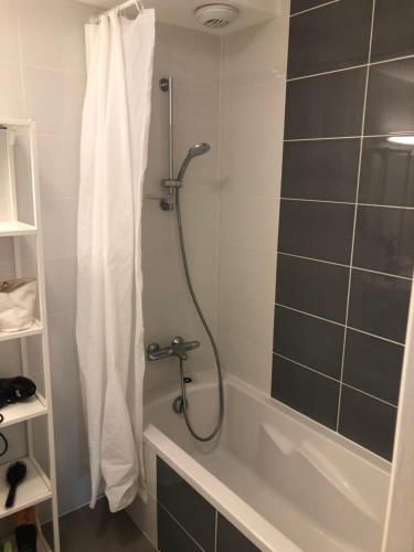 cosy room in Chambery