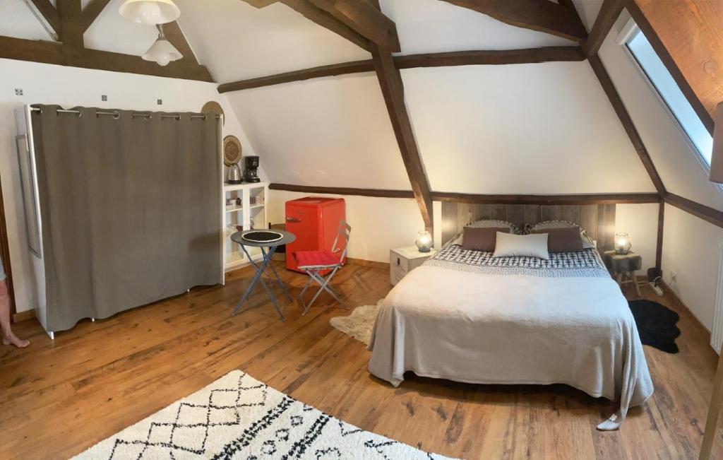 Espace familial en étage avec 2 chambres et des sanitaires privés Lieu-dit Sol Del Deyme / Route de Dégagnac, 46340 Salviac