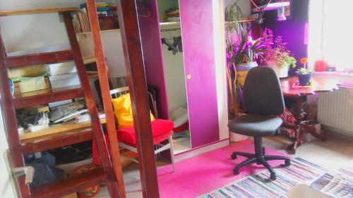 Female Single Room, Frankfurt CityCentre