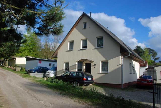 Séjour chez l'habitant Ferienhaus am Sonnensteg Ostbahnstraße 8 18586 Sellin