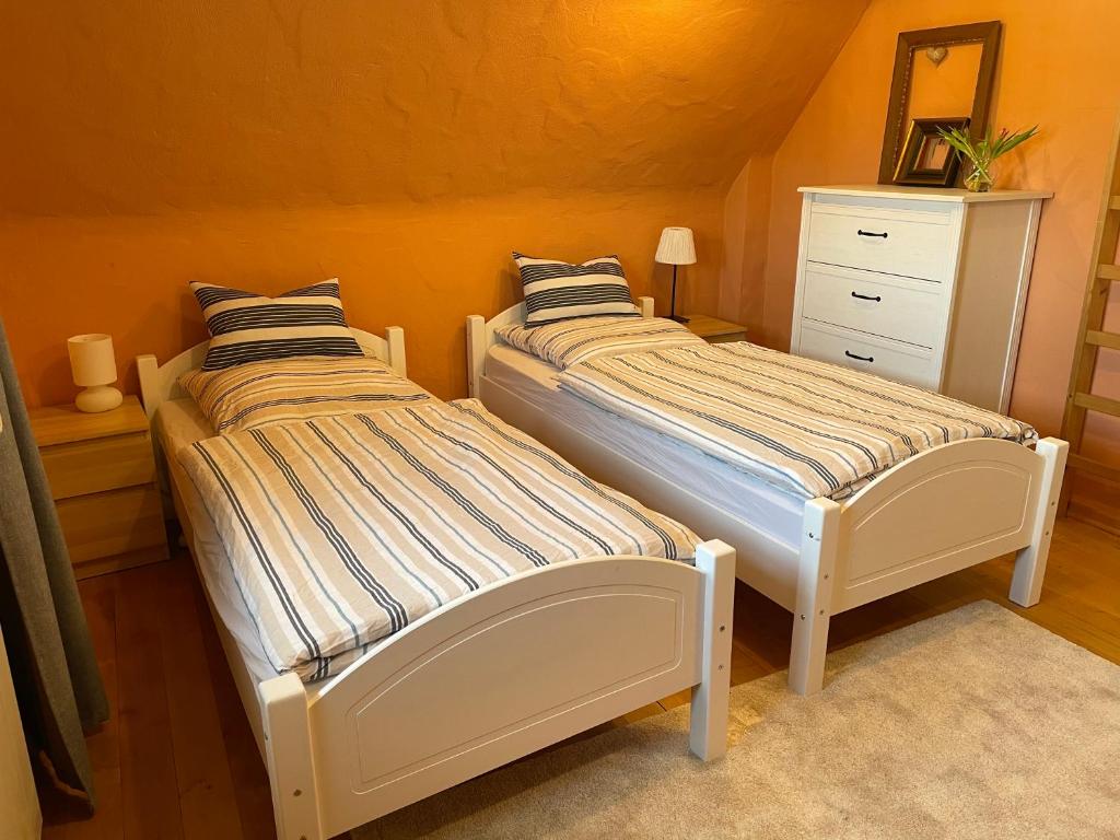 Séjour chez l'habitant Gästezimmer Adenau Schulstraße 2 53518 Adenau