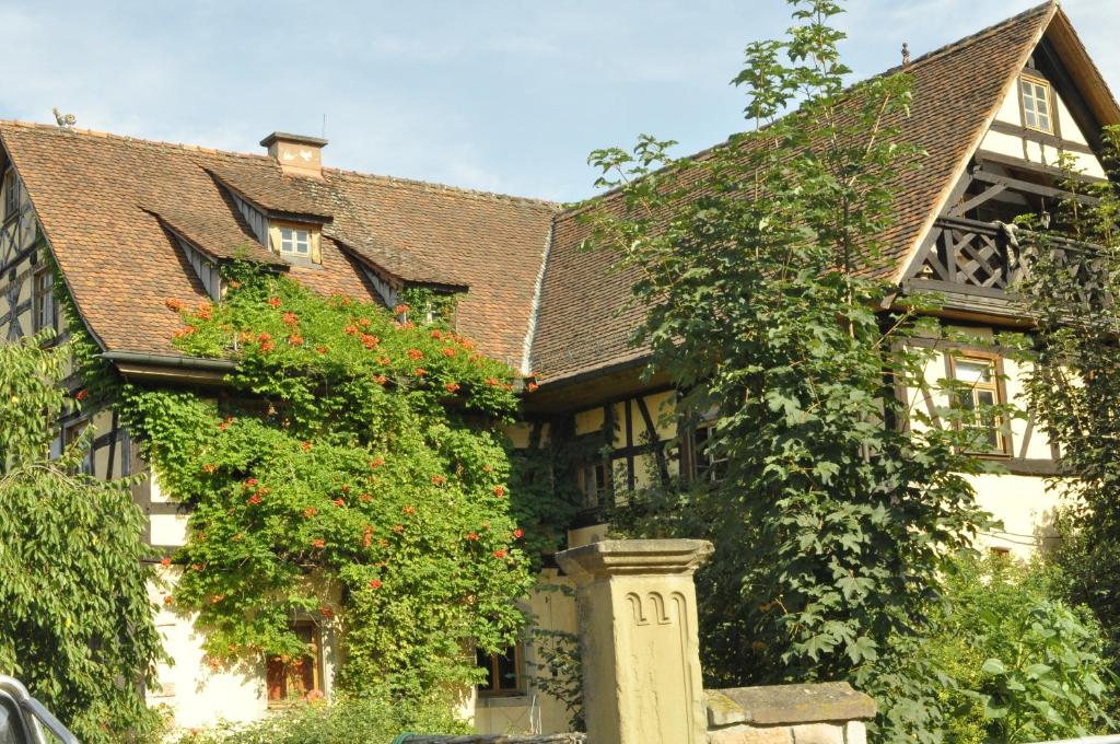 Gästezimmer - Fuhrhalterei Maul Mumlingstrasse 10, 64747 Breuberg