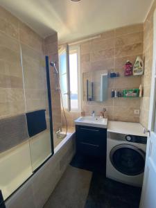 Grande chambre privative à 20 minutes de Paris