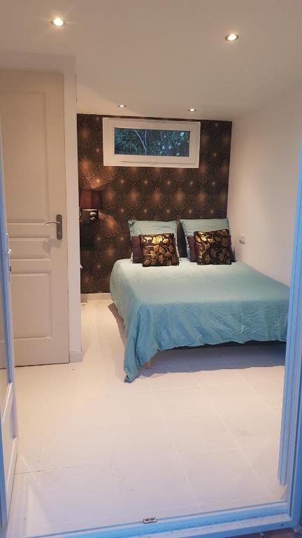 Séjour chez l'habitant Guest House bedroom Riviera - Private Entrance 9 Rue des Émeraudes 83520 Roquebrune-sur Argens