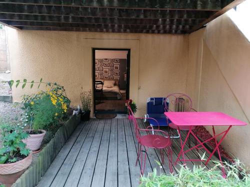 Guest House dans jardin exotique proche d'une voie verte