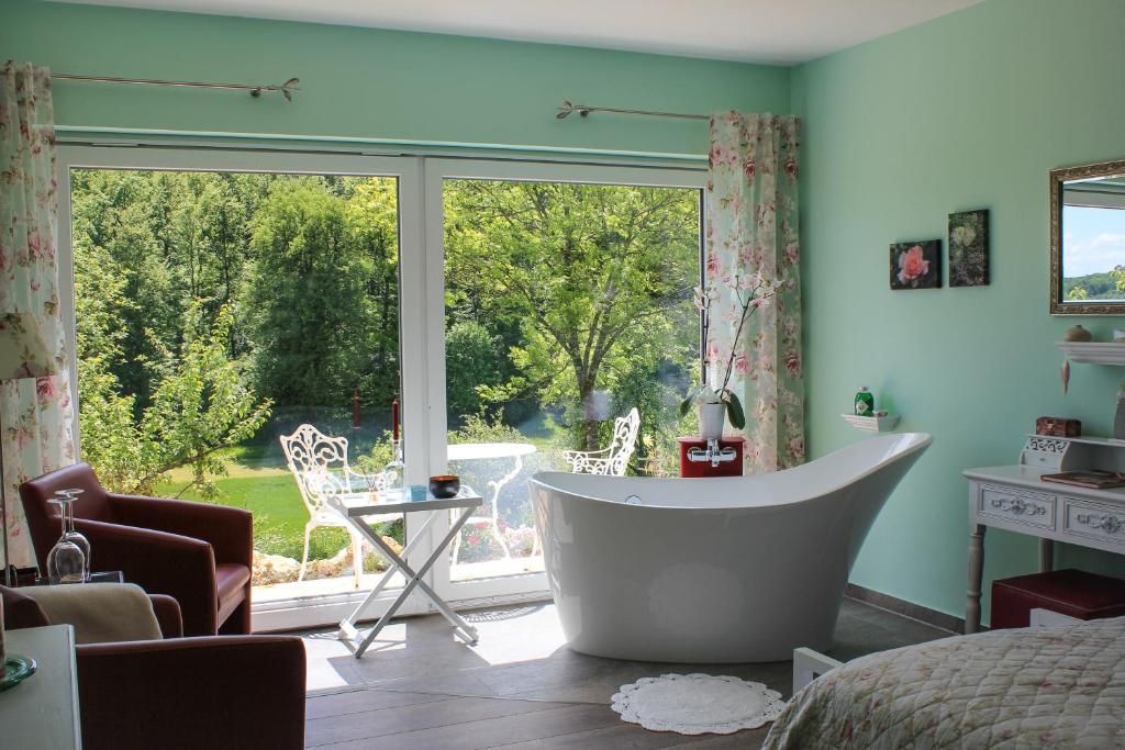 Hotel Haus Kallenberg Ziegelstraße 5, 89542 Herbrechtingen