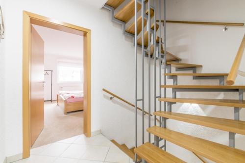 ID 6129 - Private Rooms