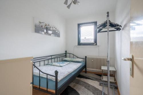 ID 7066 - Private Rooms