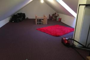 ID 7077 - Private Rooms