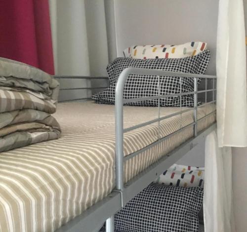 Just for sleep - Parisian Male dorm room - daily stay from 20h to 10h