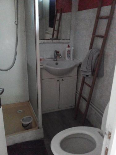 LA CABANE