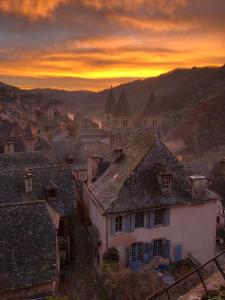 Séjour chez l'habitant LA CONQUISE Rue du Château 12320 Conques-en-Rouergue Midi-Pyrénées