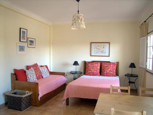 Laranjal Inn