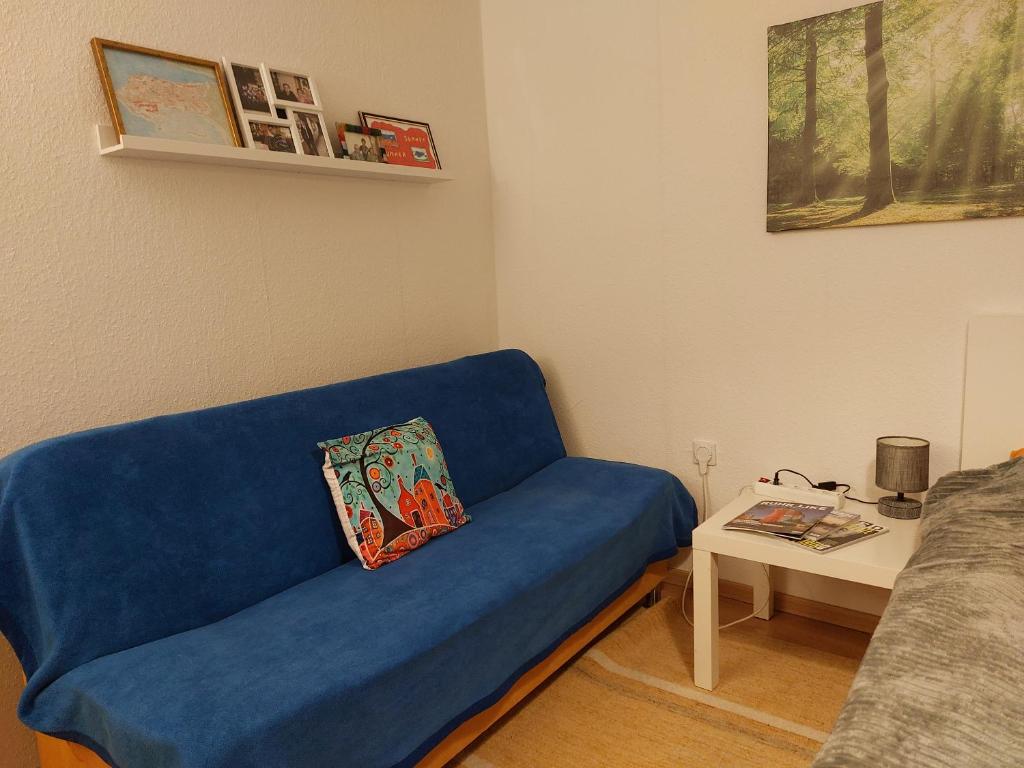 Large and Bright Room in Beautiful Home 103 Kirchstraße, 45478 Mülheim