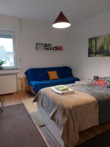 Large and Bright Room in Beautiful Home