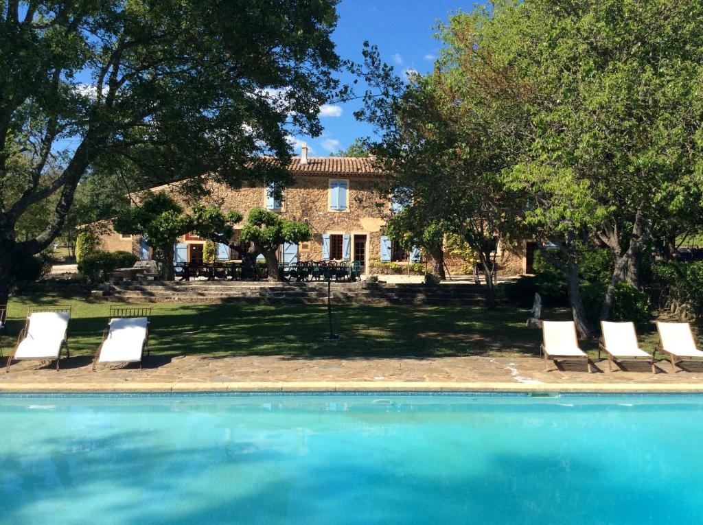Le jardin aux oiseaux 22350 Saint-Jouan-de-lʼIsle