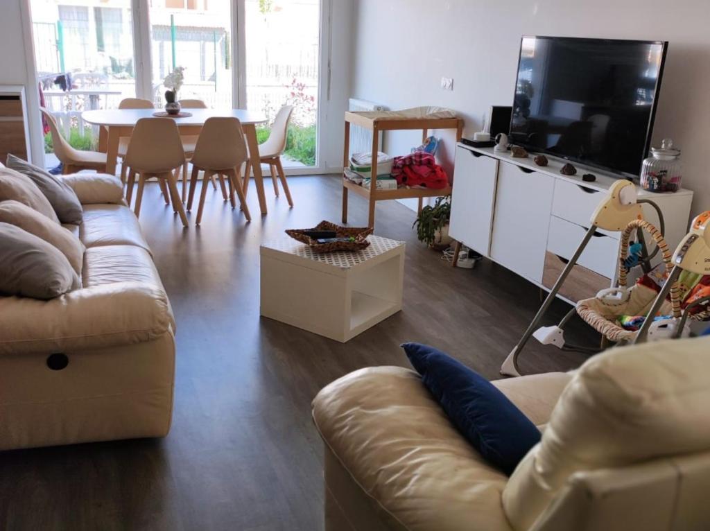 Séjour chez l'habitant Le Petit Bambou - Cadaujac-Bordeaux - Chambre Chez L'habitant Rosa Bonheur 33140 Cadaujac