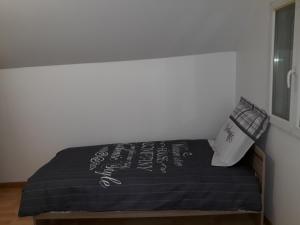 Séjour chez l'habitant Le Pierre CURIE Chez l'habitant 62 RUE PIERRE CURIE 93380 Pierrefitte-sur-Seine Île-de-France