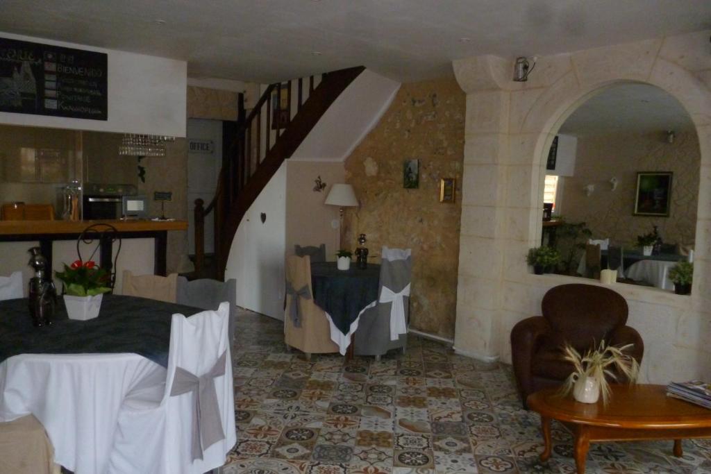 Le Relais de Montigny 19 rue Grande, 28220 Montigny-le-Gannelon