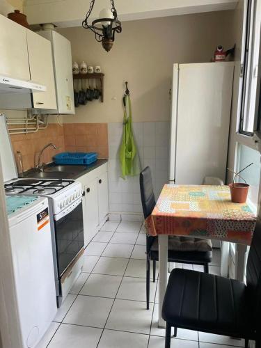 Logement spacieux avec chambre privée