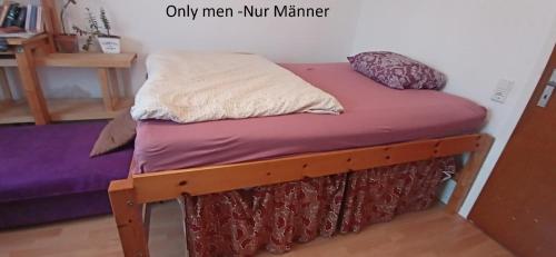 Lovely Room in Witten City Center - Single Bed 1- Men Only - Nur Männer