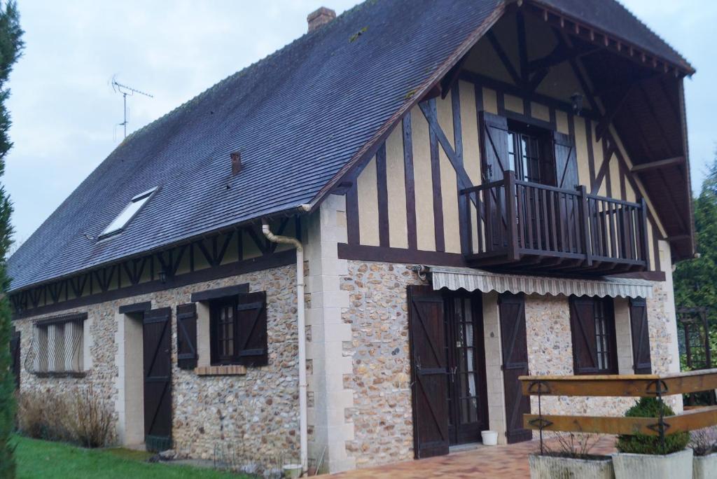 Séjour chez l'habitant Maison au calme à la campagne 76 route de bray 27920 Saint-Pierre-de-Bailleul