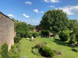 Séjour chez l'habitant Maison La Pérouse Terres Barenjot 88, montée de la Pérouse 71260 La Salle Bourgogne