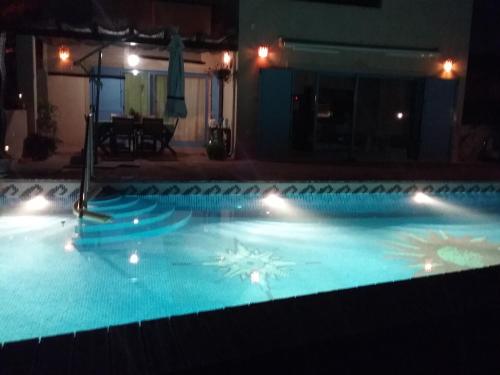 Manta Rota Beach, Bed & Breakfast in a villa,privat pool