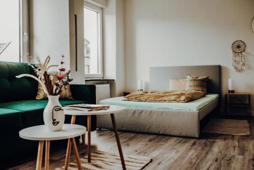 Mayen, Bäckerstraße, Ferienwohnung Zimmer 2, Innenstadt, nähe Nürburgring & Burg Eltz