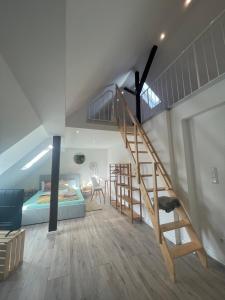 Mayen, Bäckerstraße, Ferienwohnung Zimmer 3, Innenstadt, nähe Nürburgring & Burg Eltz