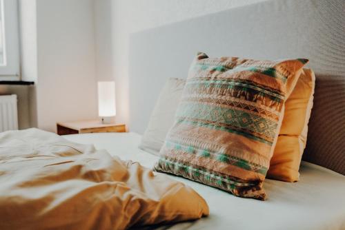 Mayen, Bäckerstraße, Ferienwohnung Zimmer 4, Innenstadt, nähe Nürburgring & Burg Eltz