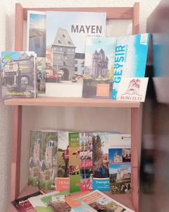 Mayen, Bäckerstraße, Ferienwohnung Zimmer 4, Innenstadt, nähe Nürburgring & Burg Eltz