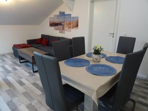 Mayer Hildegard - Ferienwohnung \