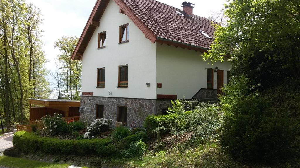 Michels Room Am Renzen 12, 55442 Stromberg