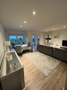 Modern Twin Room with a balcony