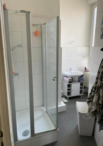 modest cozy room near frankfurt
