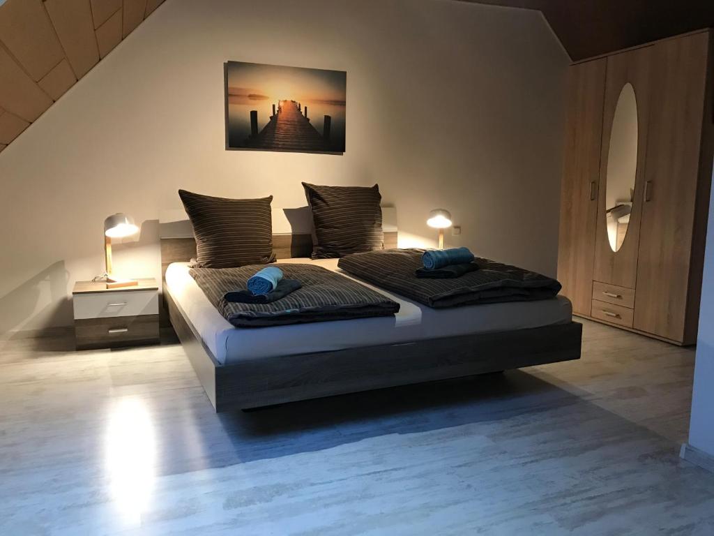 Monteur - Privat Zimmer Langerwehe Geich 2 Wasserfeld Geich, 52379 Langerwehe