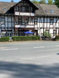 Séjour chez l'habitant Monteurzimmer Ahnetal Zweibettzimmer Einzelzimmer mit eigenem Bad 101 Dörnbergstraße 34292 Dörnberg Hesse