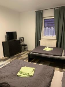 Monteurzimmer Oberlistingen Zweibettzimmer mit 2 Bädern