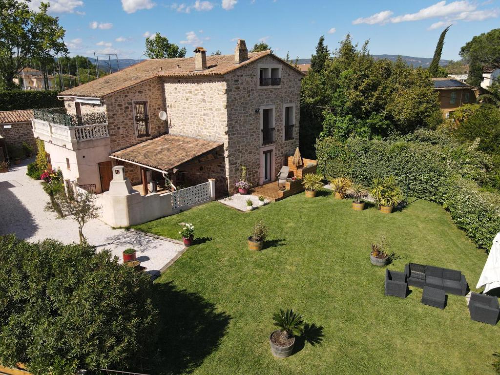 Monts repos! 37260 Monts
